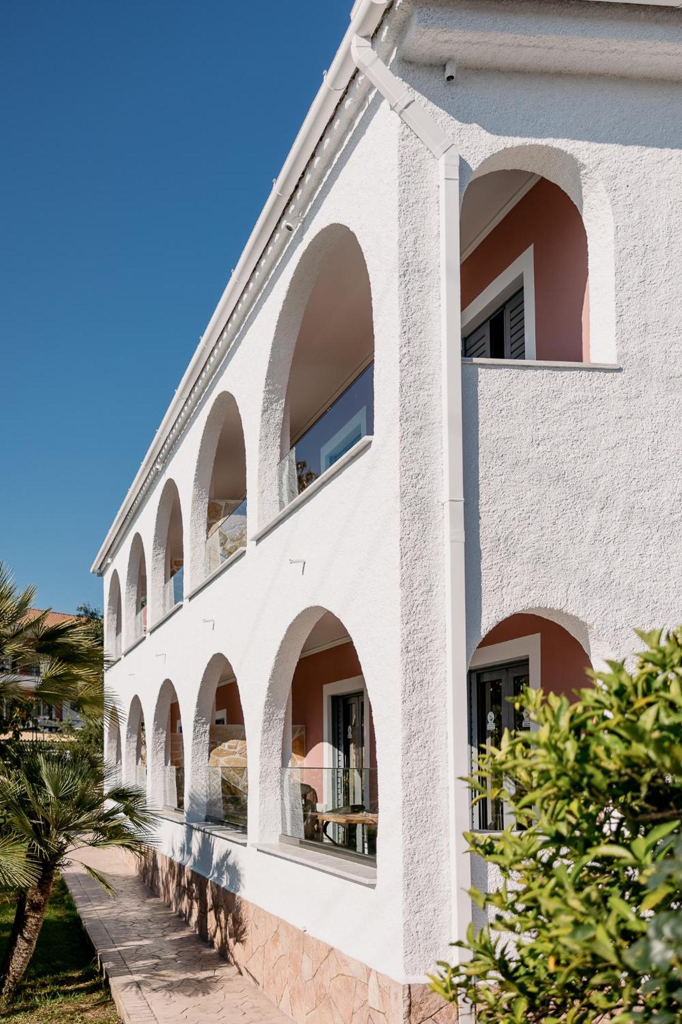 Mathraki Resort Gouvia Bagian luar foto