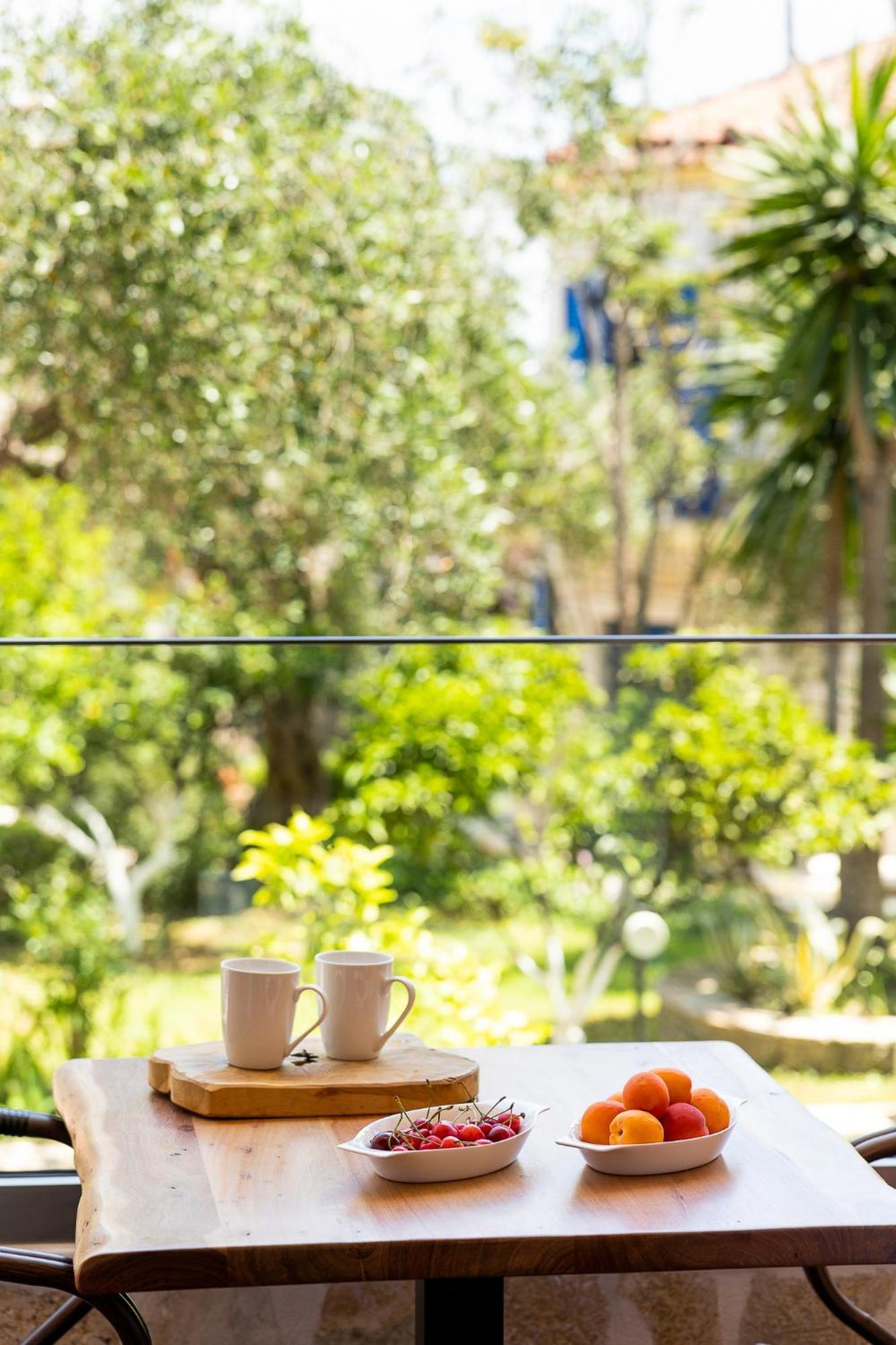 Mathraki Resort Gouvia Bagian luar foto